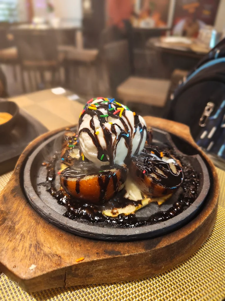 Brownie sundae